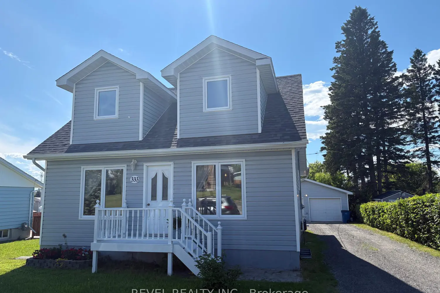 333 Tenth Avenue photo 2