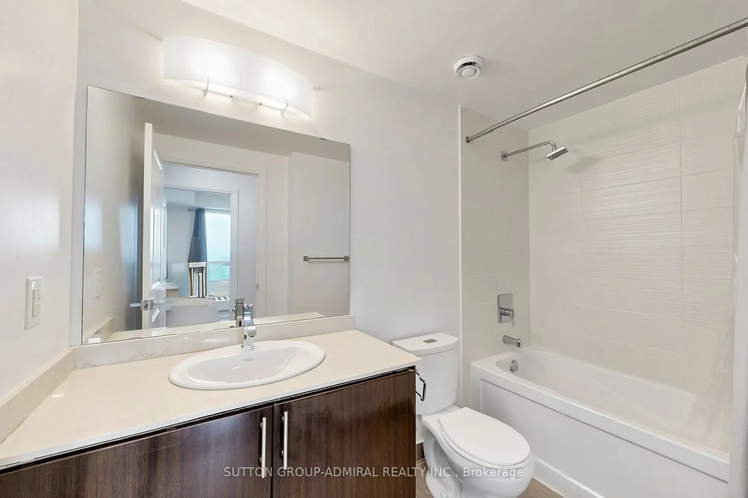 7171 Yonge Street 2703 photo 4