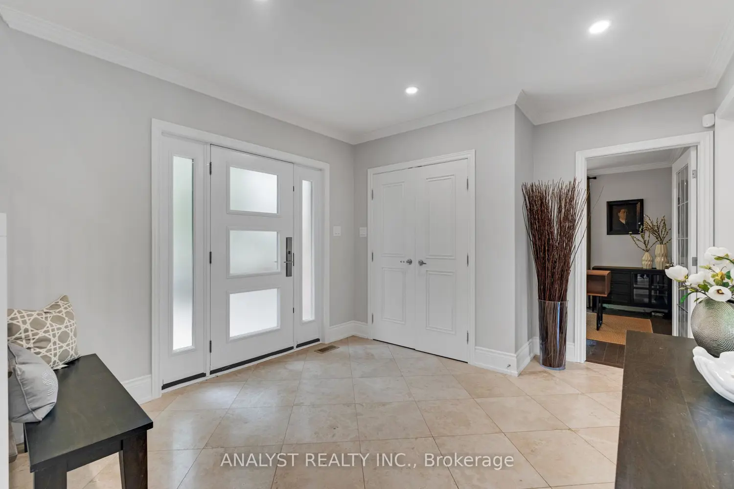 20 Fenyrose Crescent photo 5