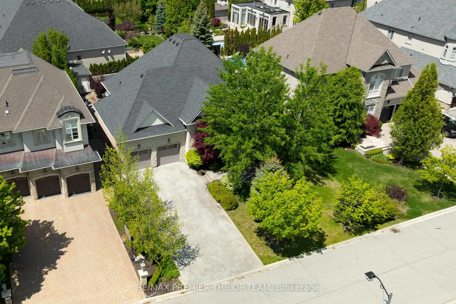 56 Park Ridge Drive photo 2