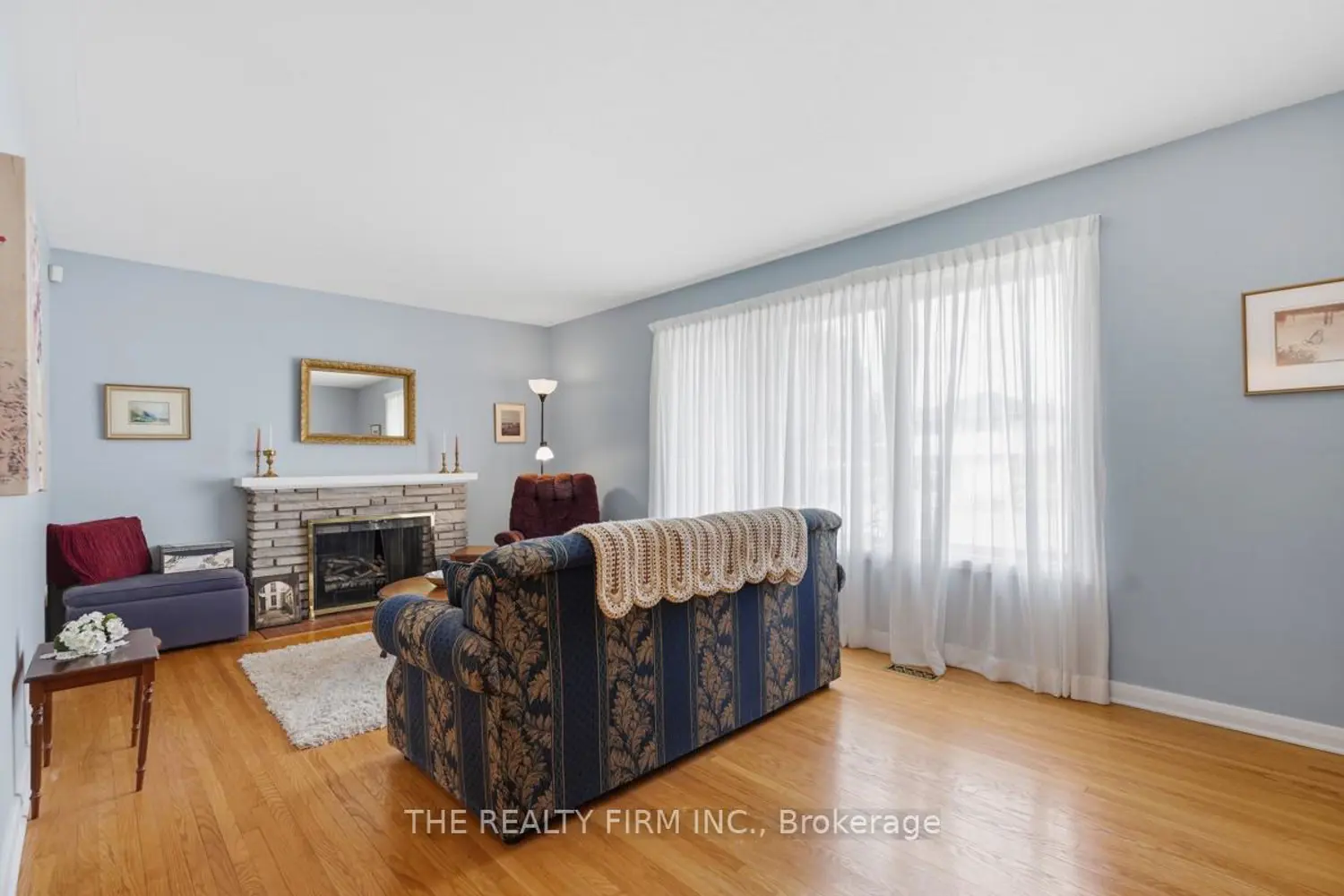 23 Frontenac Road photo 3