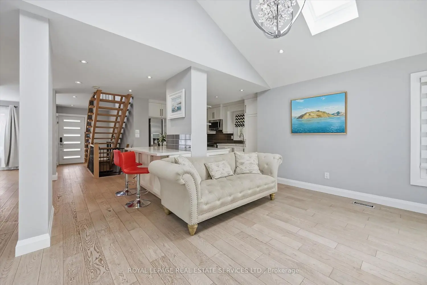 147 Speyside Drive photo 5