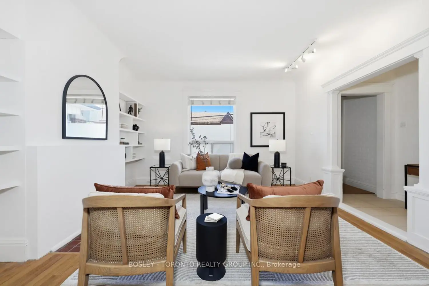 62 Hallam Street photo 2