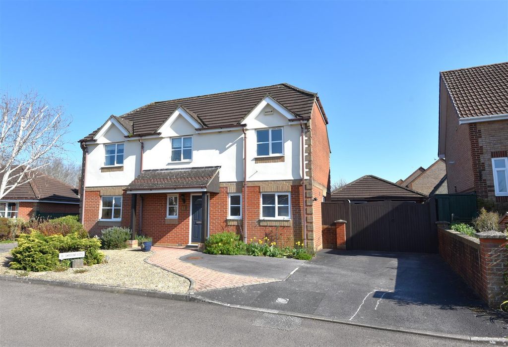 4 bed detached house for saleSwallowfields, Gillingham SP8