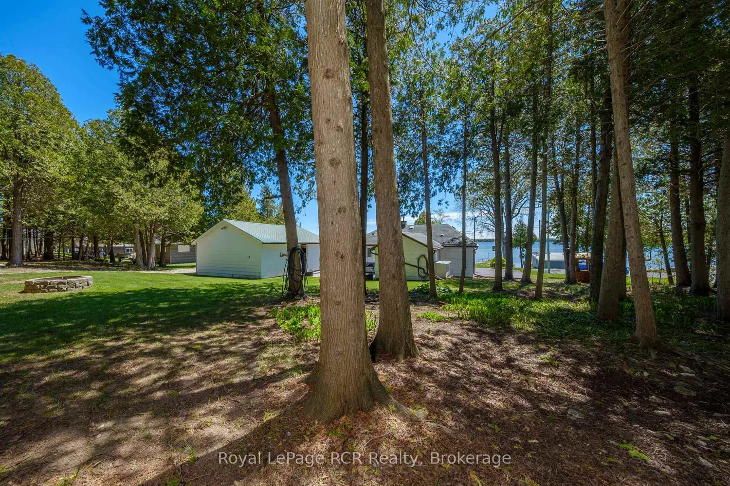 94 Tamarac Road photo 3