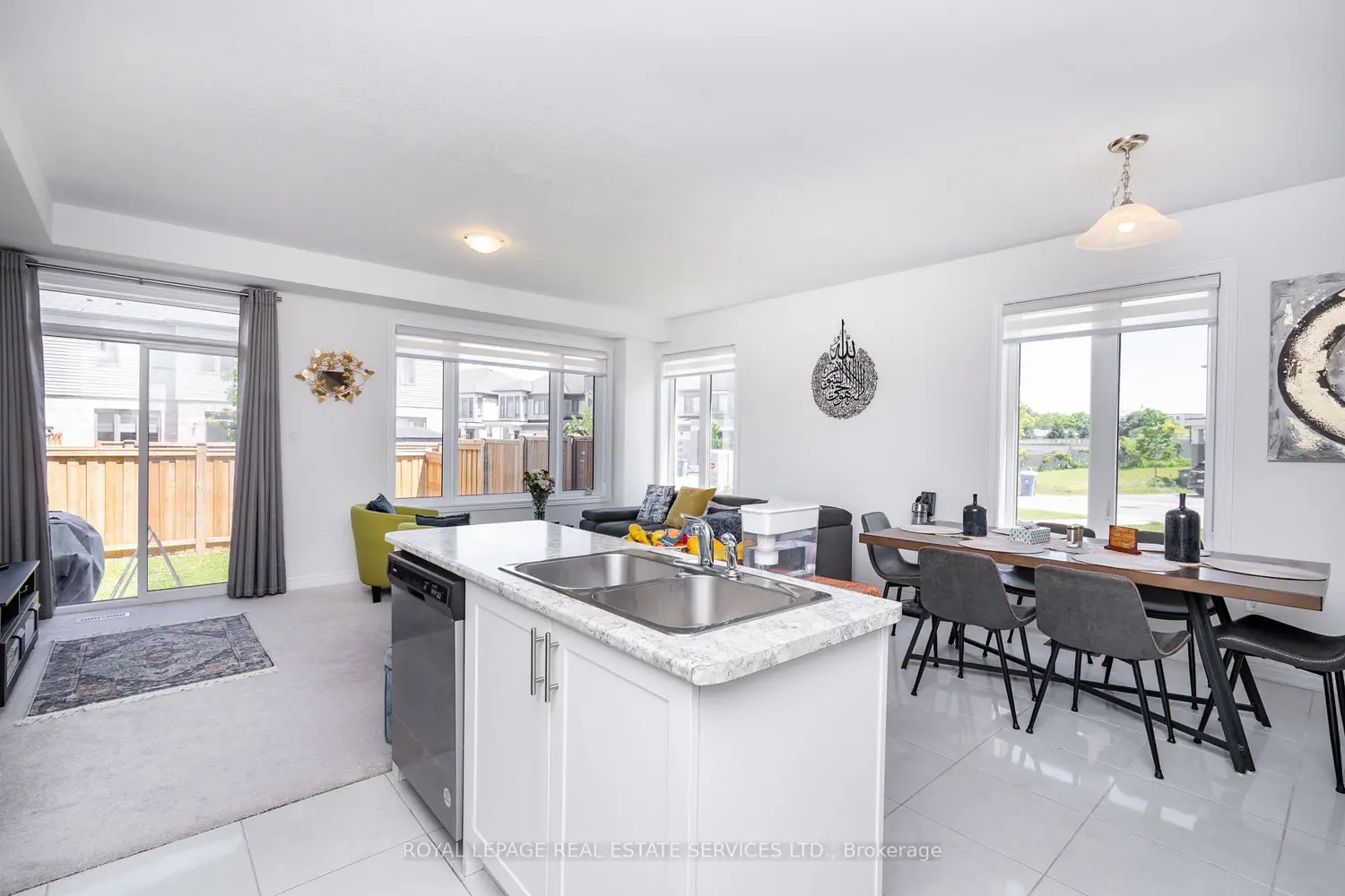 166 Deerpath Drive 72 photo 4