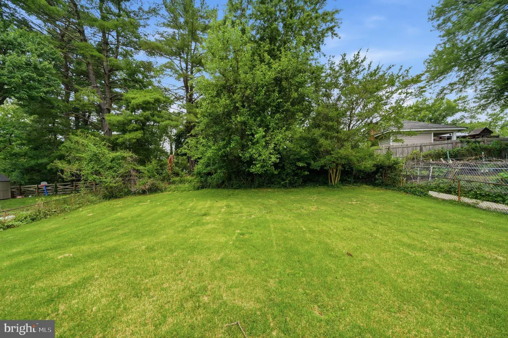 11412 Fairoak Drive, Silver Spring, MD 20902