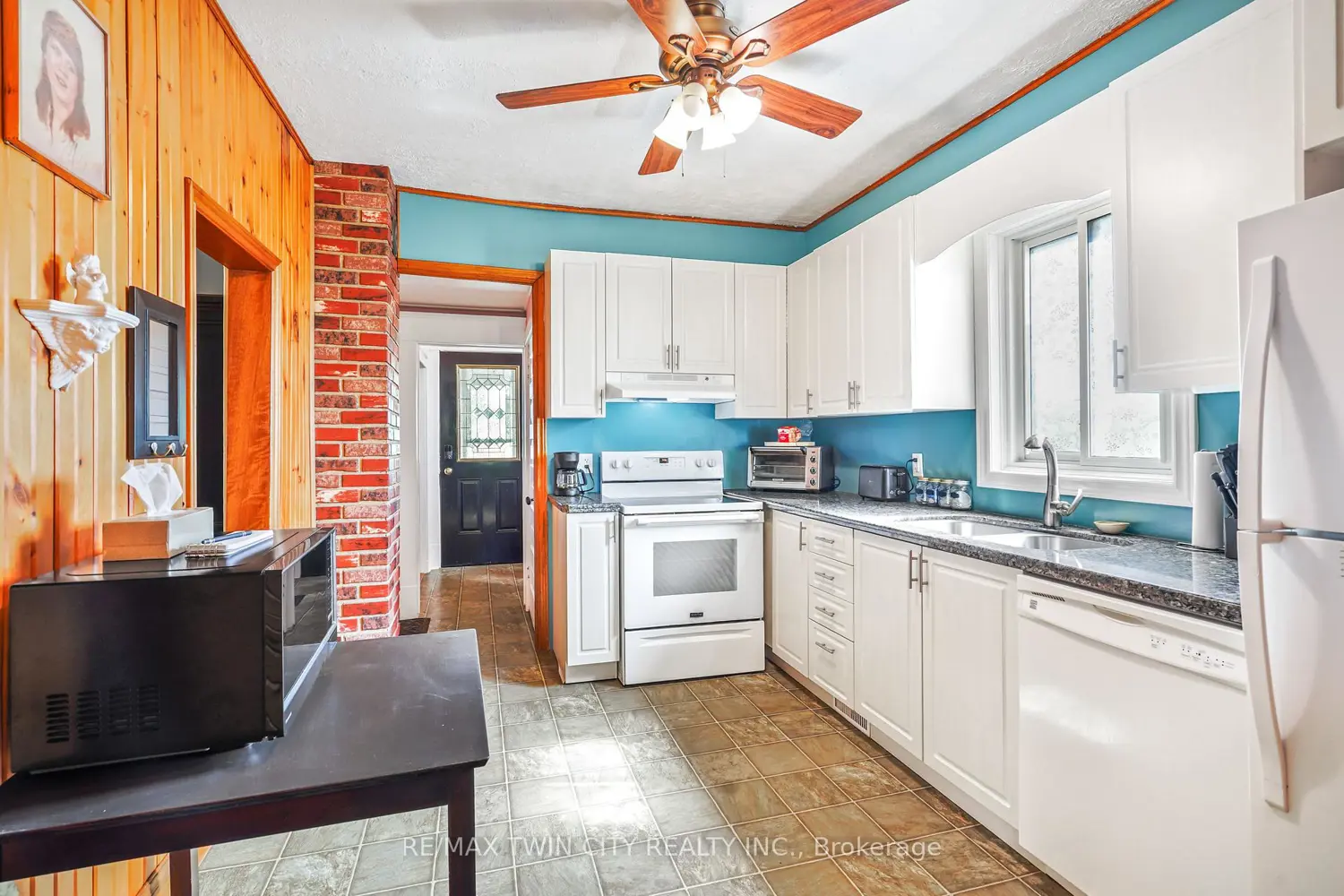 3 Brighton Avenue photo 5