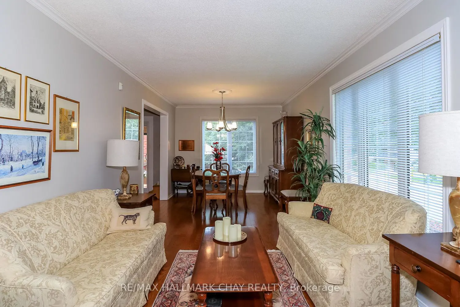2 Kelly Place photo 4