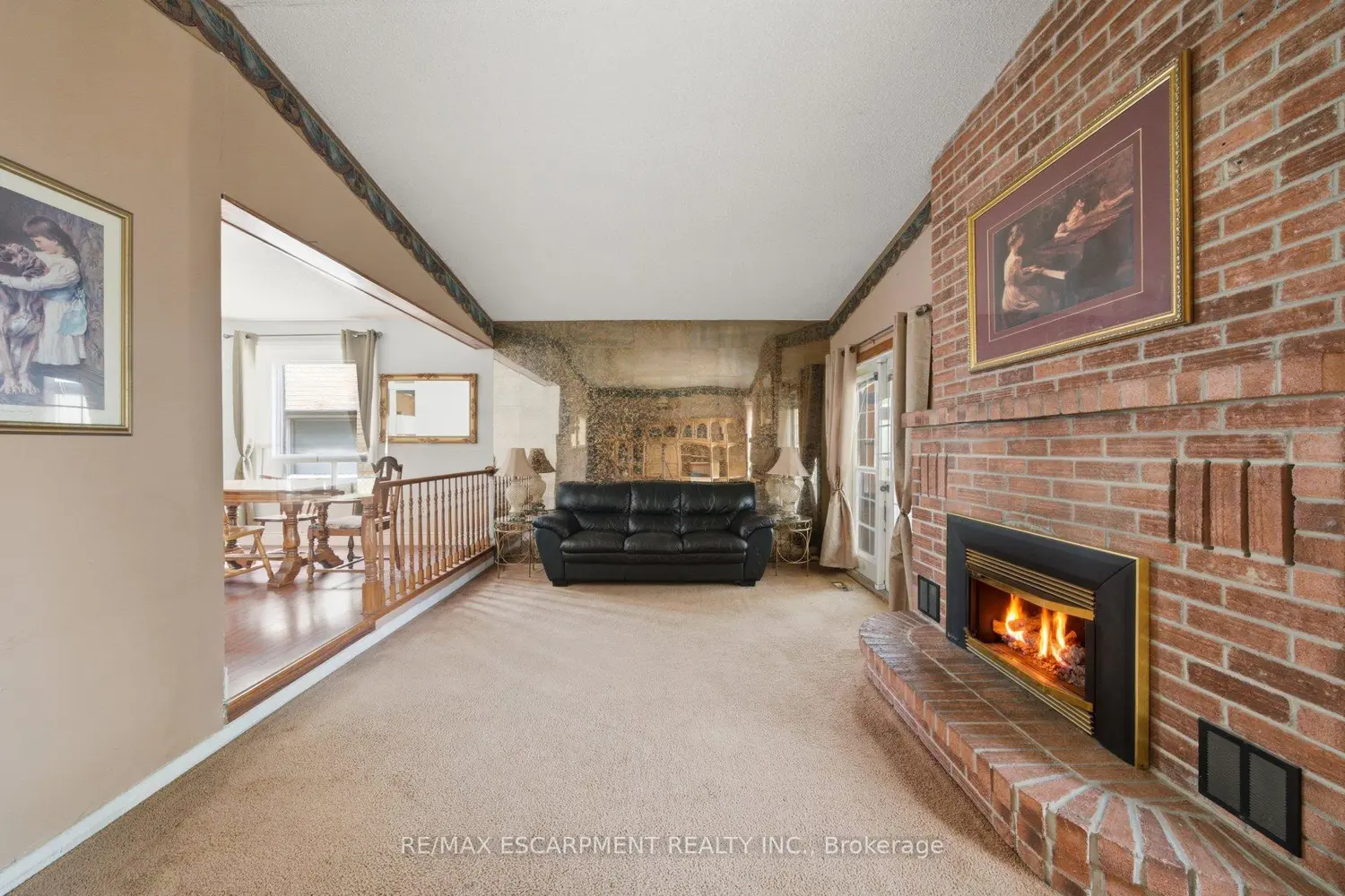 3 Twinoaks Crescent photo 2