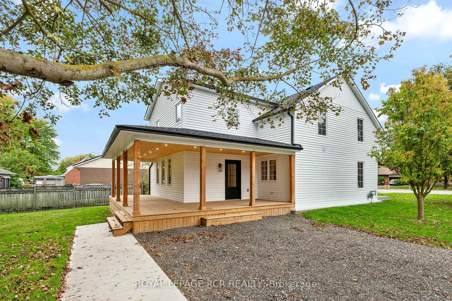 349 Smith Street photo 2