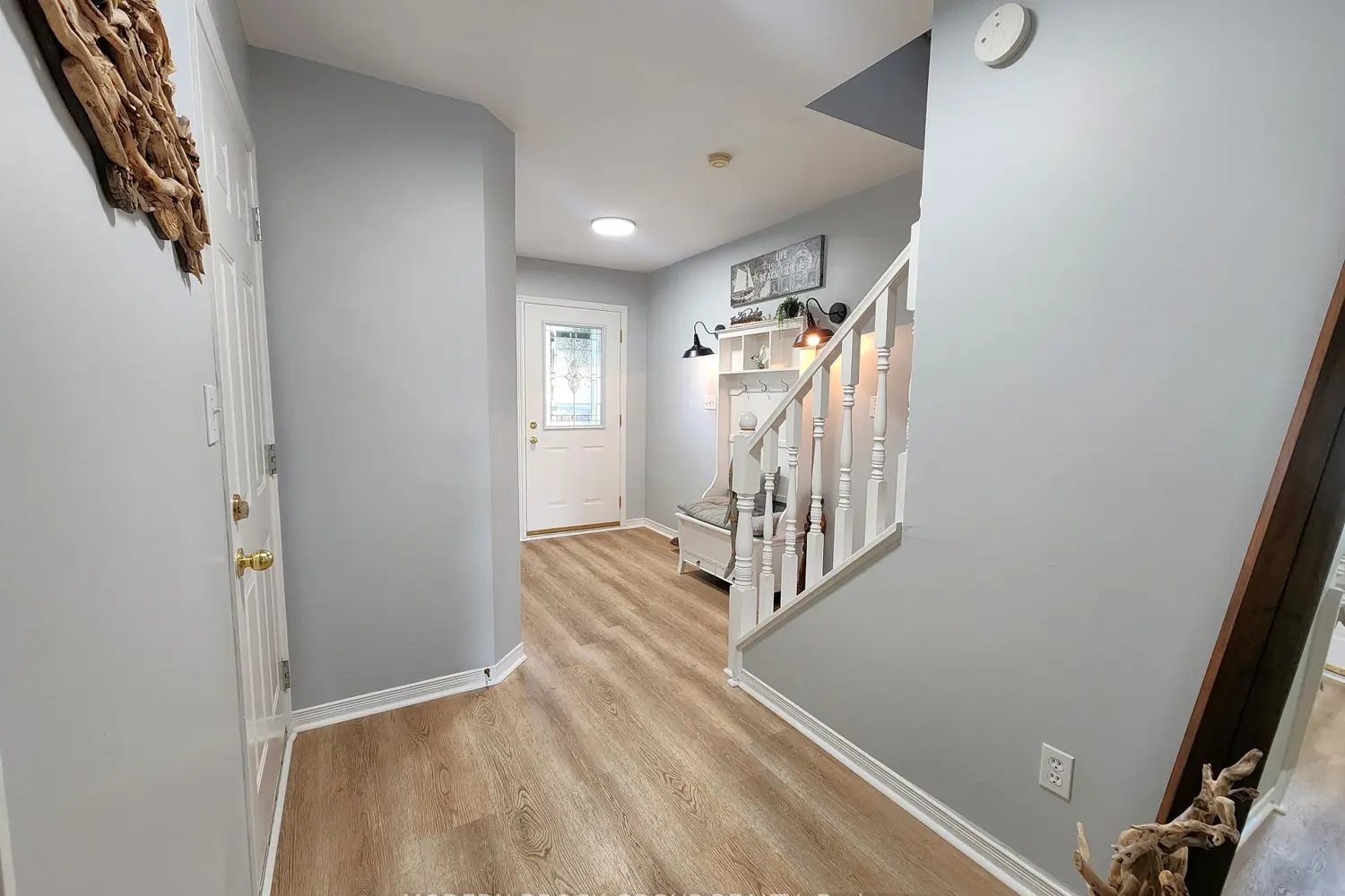 6 Wilmot Young Place photo 3
