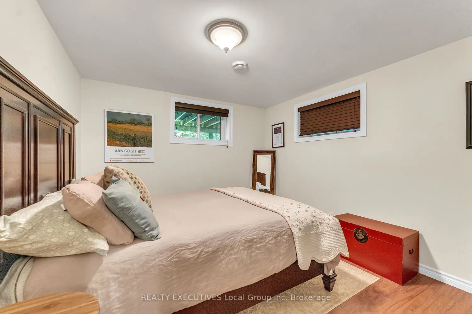 609 Durril Street photo 5