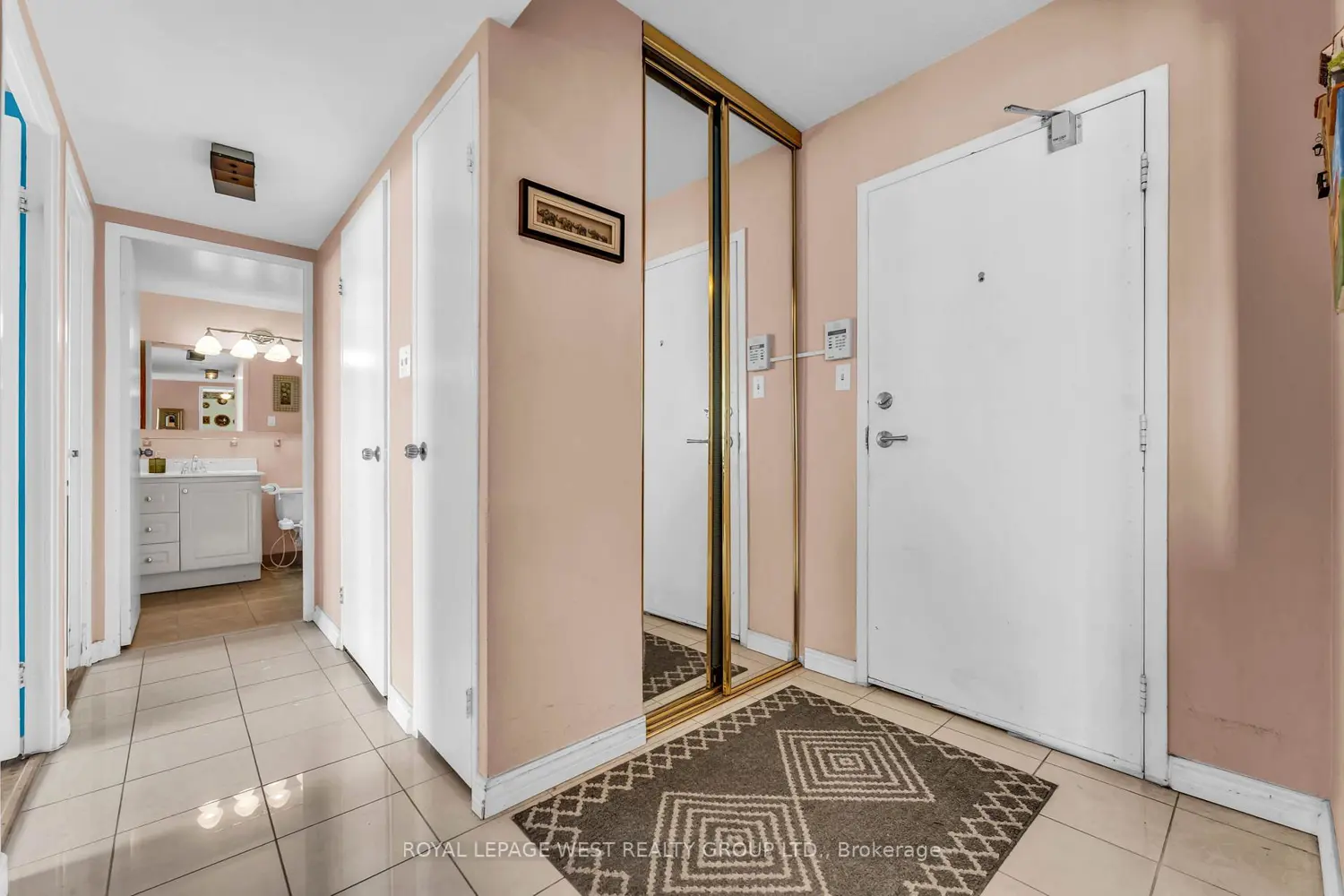1333 Bloor Street 1014 photo 4