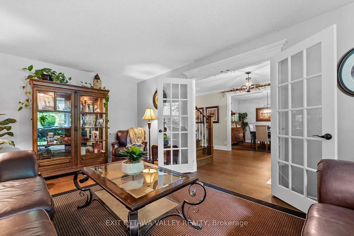 605 Elizabeth Street photo 3