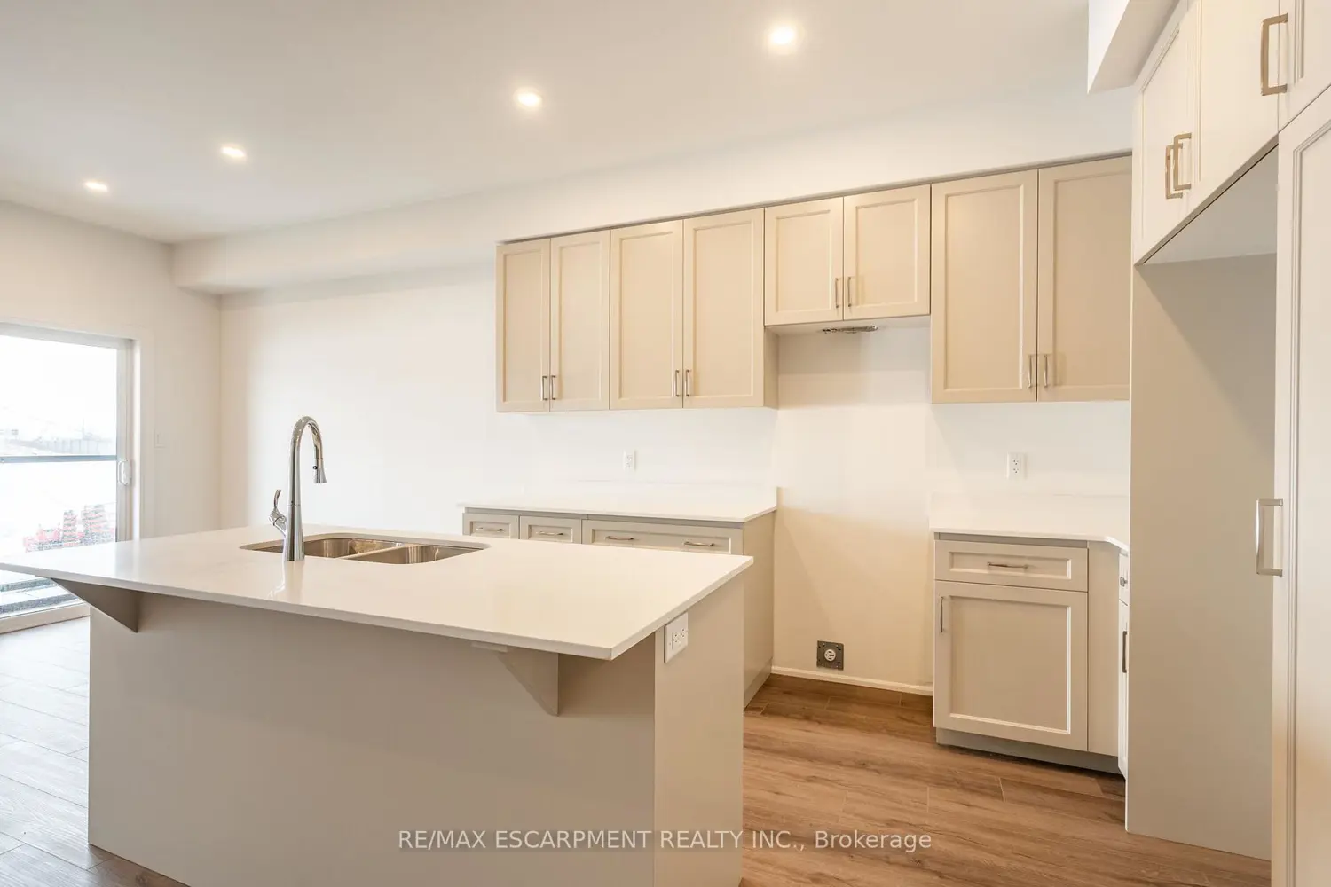 20 Clear Valley Lane photo 5