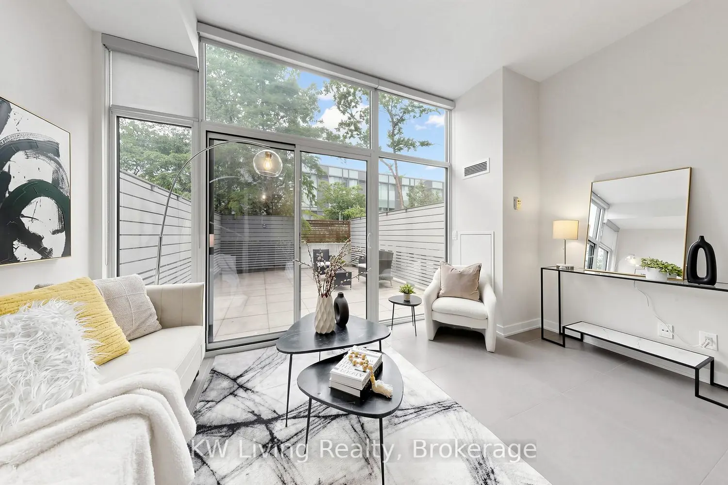 3 Market Street 632 photo 2