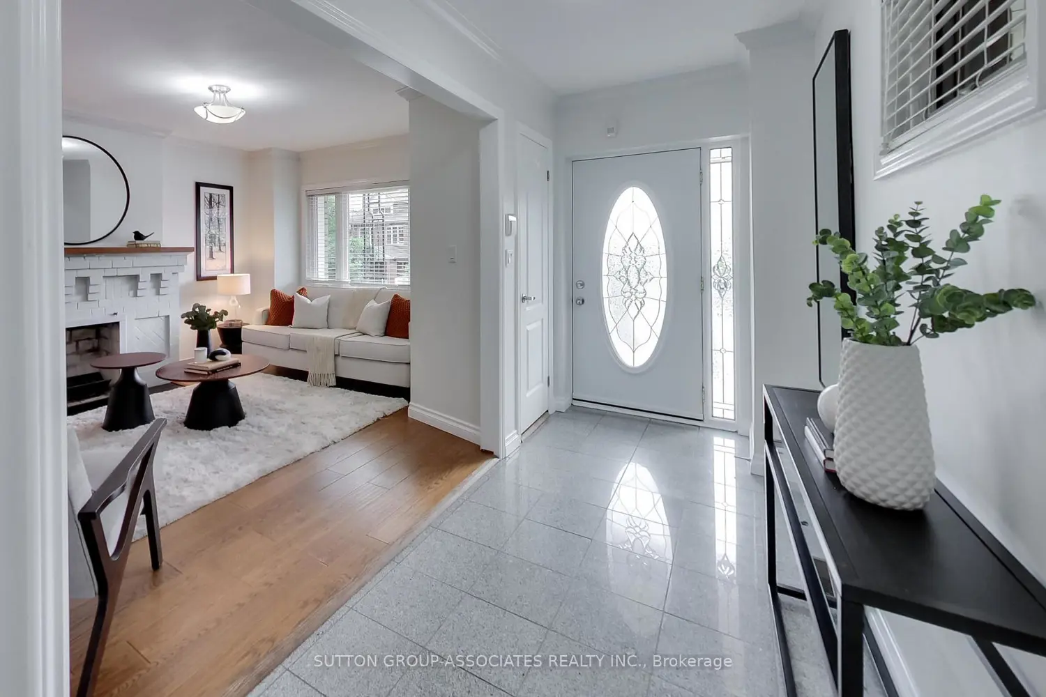323 Lauder Avenue photo 2