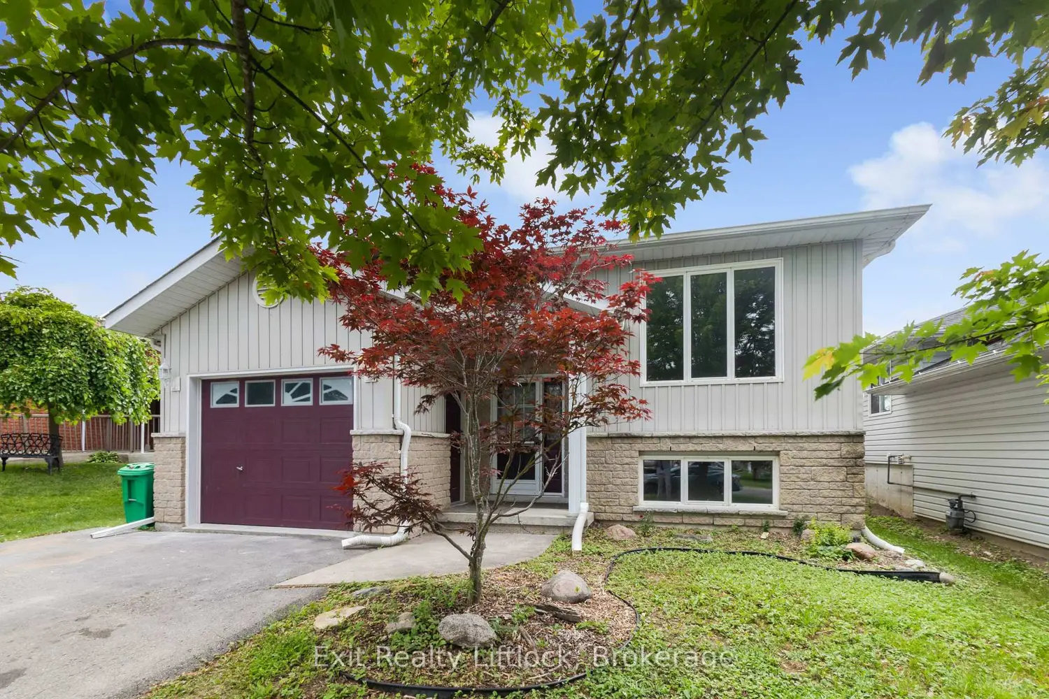 633 Trailview Drive photo 3