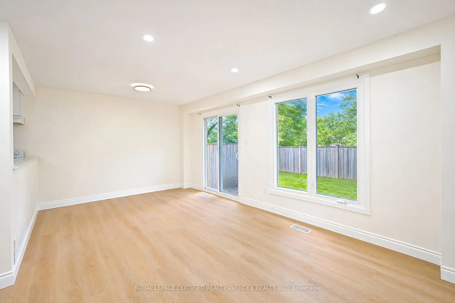 399 Vodden Street 45 photo 4