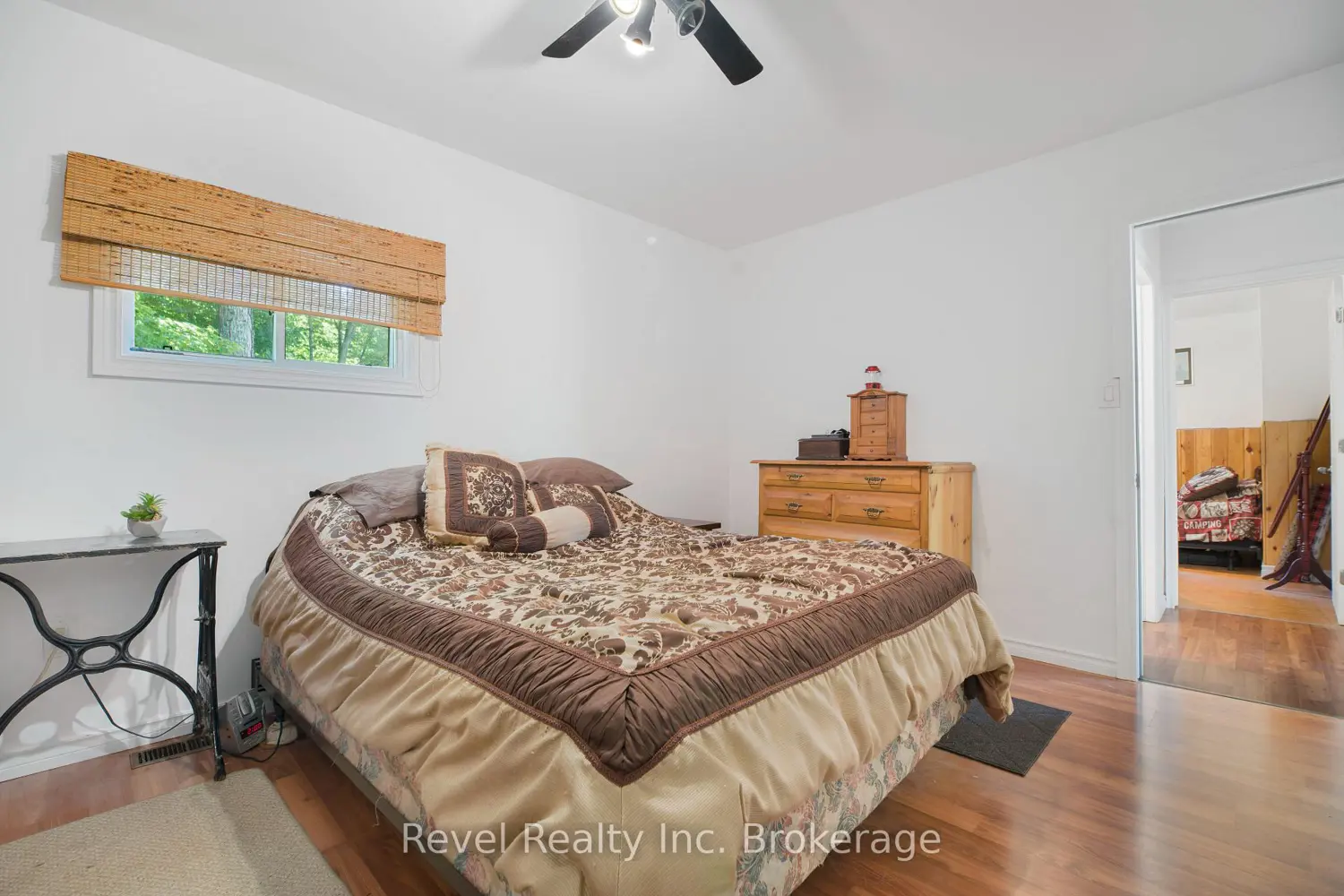 3529 Highway 534 photo 4