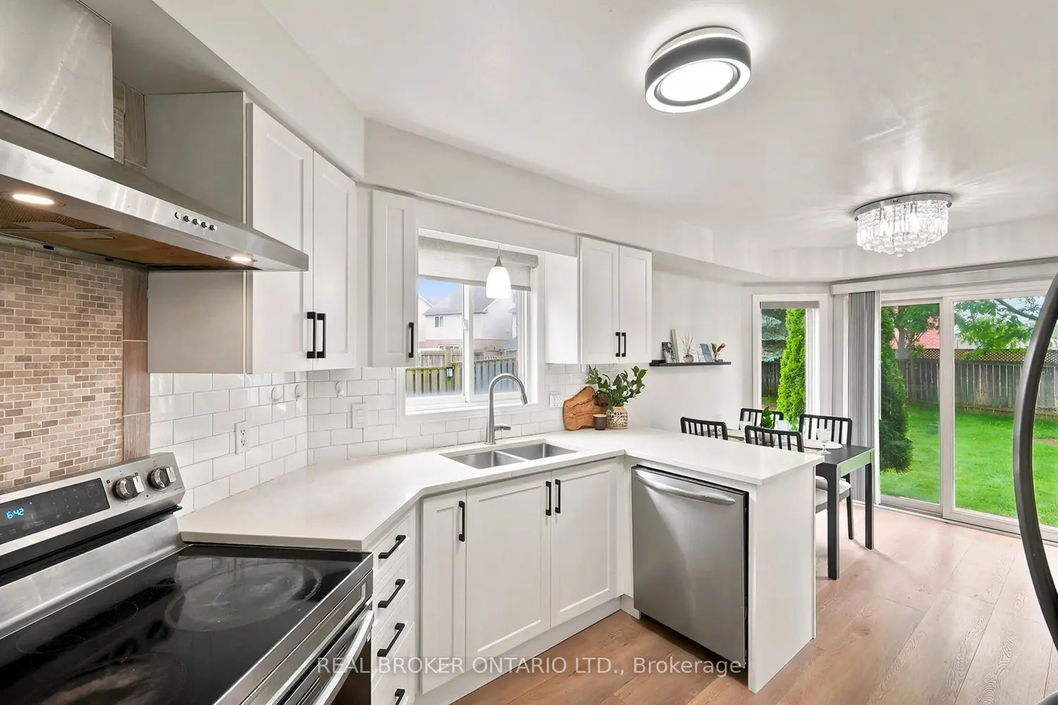 76 Lardner Street photo 5