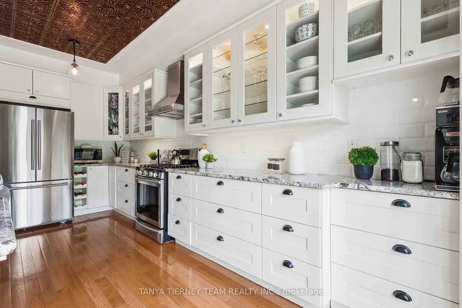 64 Tunney Place photo 4