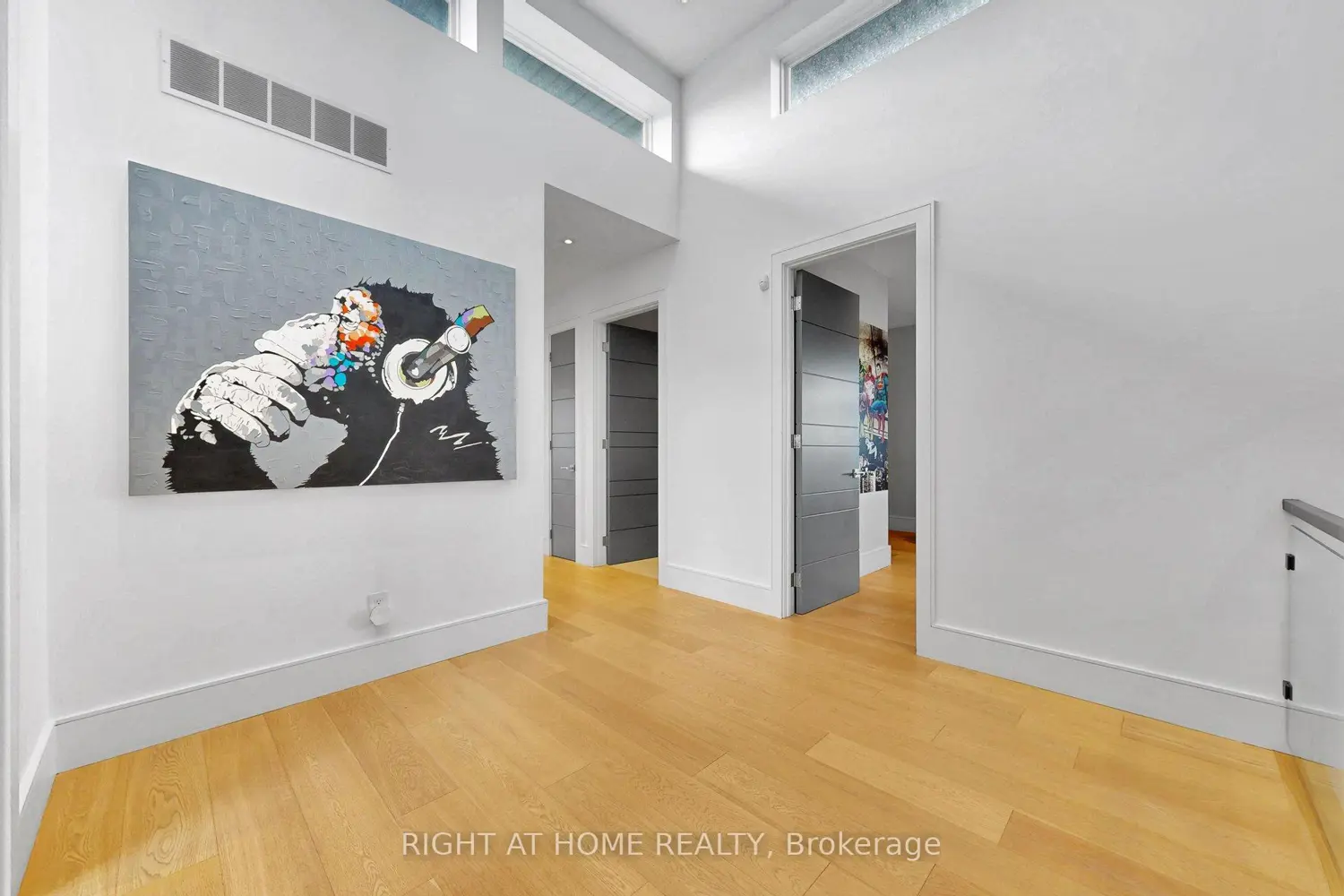 2931 Lansdowne Avenue photo 4