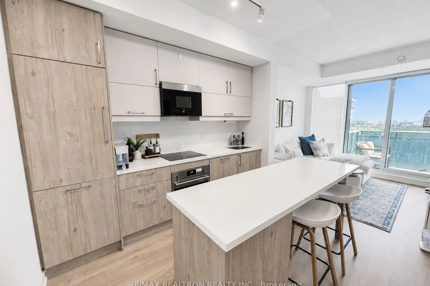 8119 Birchmount Road 1313
