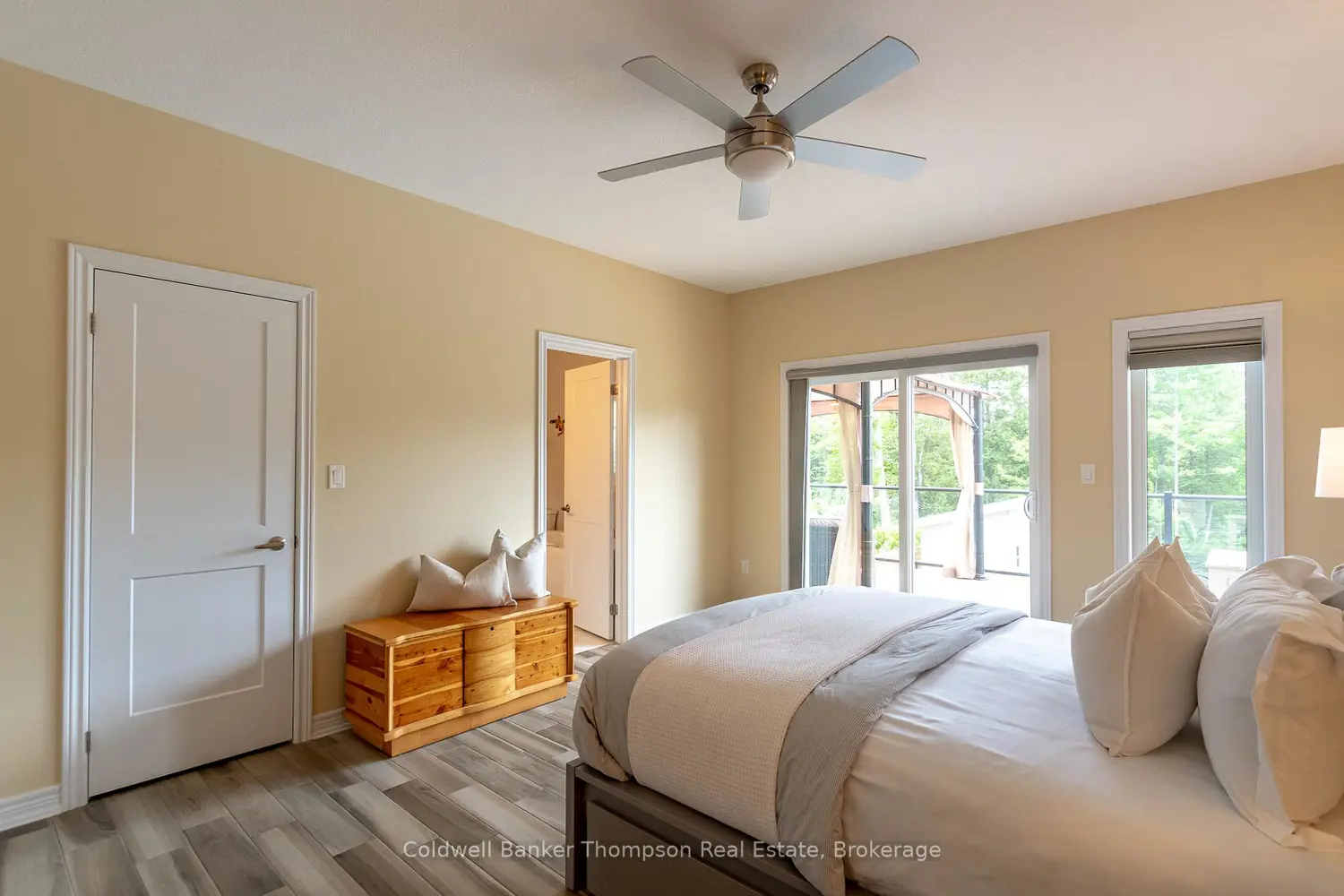 63 Selkirk Drive photo 5