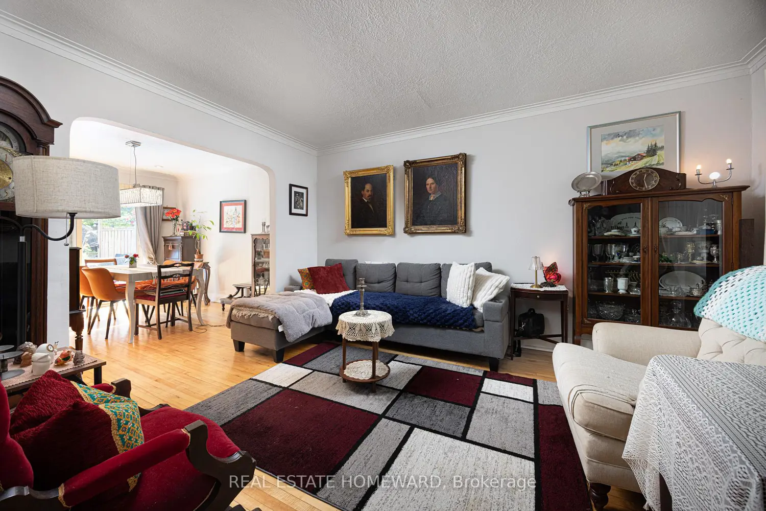 69 Hertle Avenue photo 3