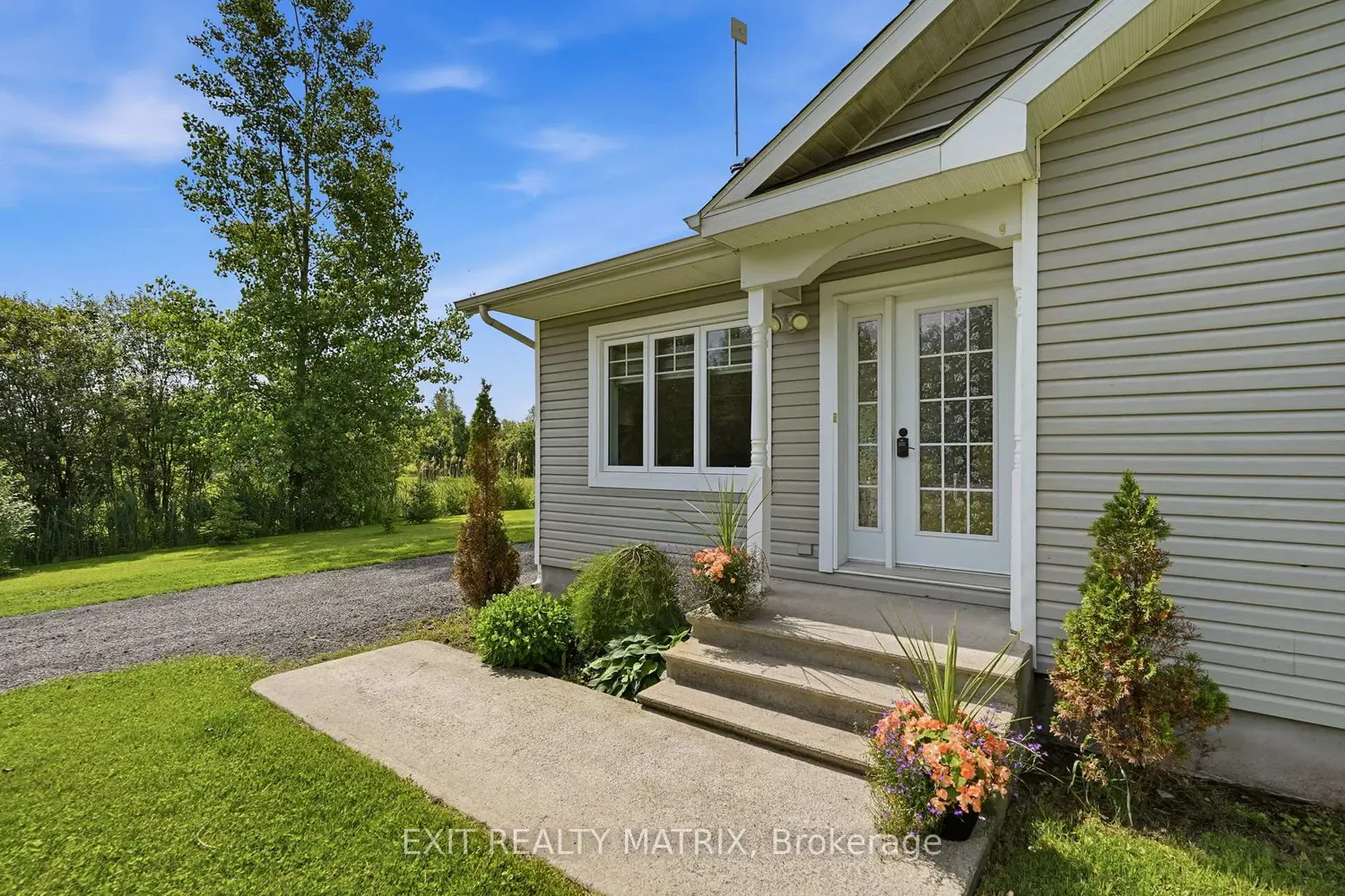 3680 Pattee Road photo 2