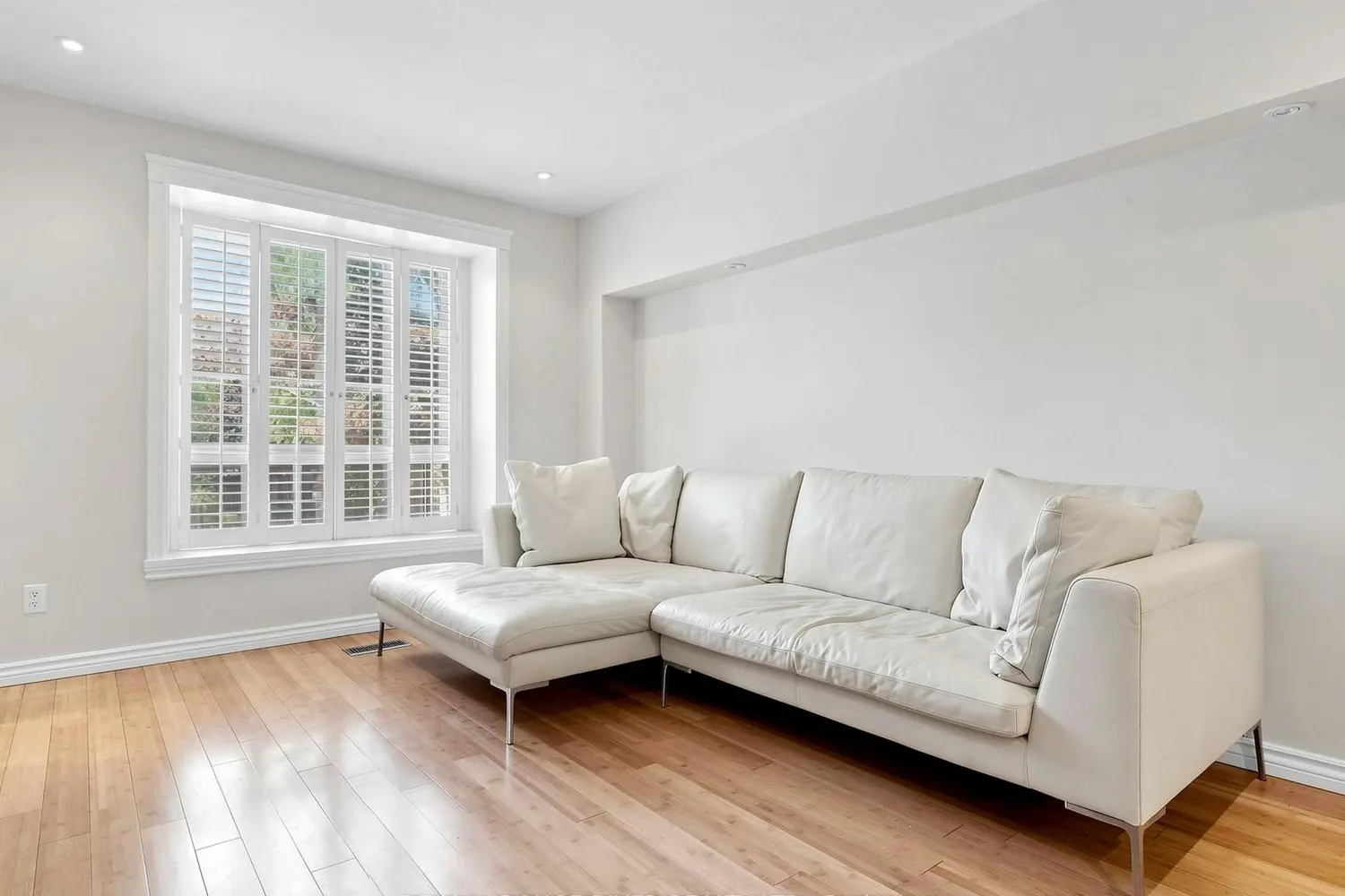 25 Collinsgrove Road 141 photo 5