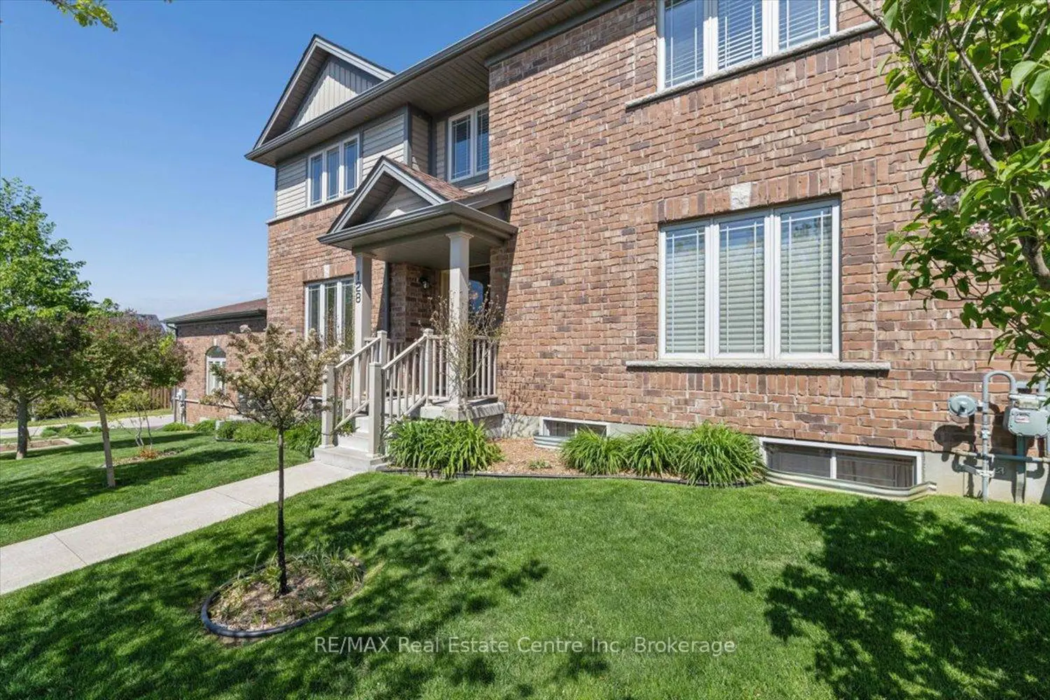 128 Ingram Drive photo 4