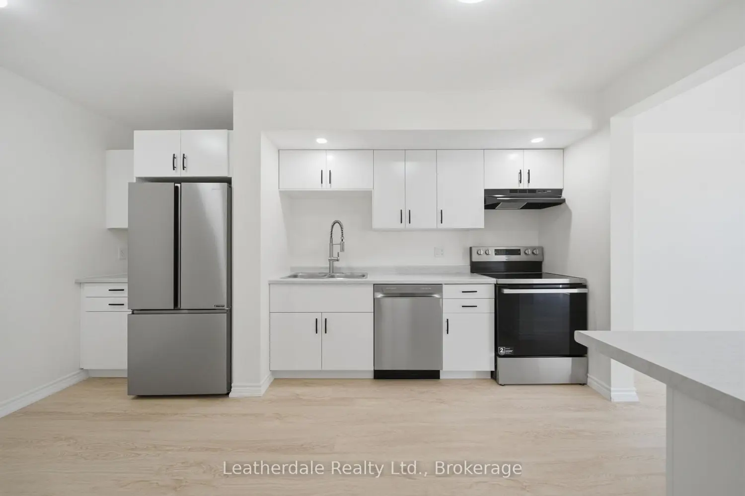 325 West Street 21 photo 4