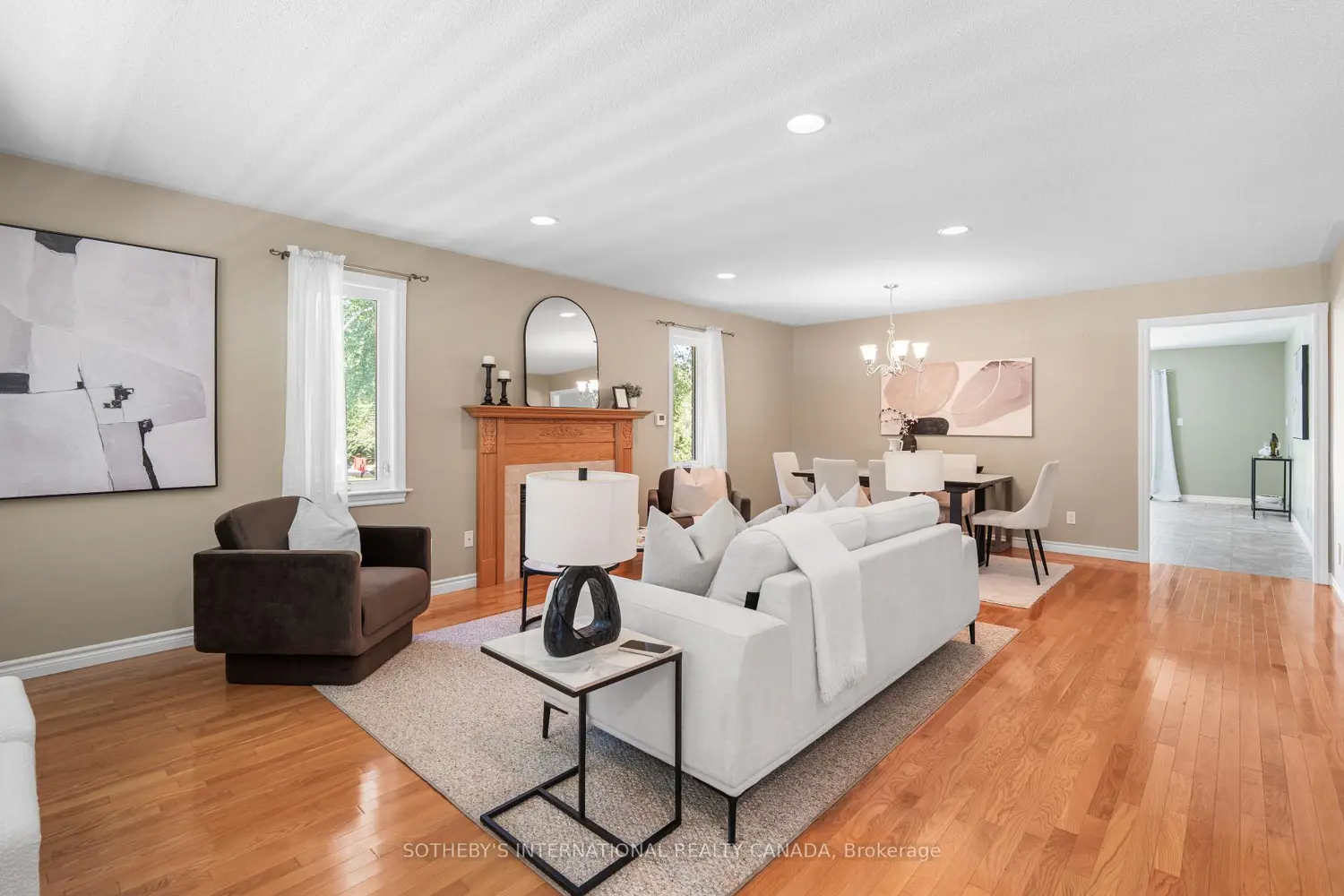 63 Pinecrest Road photo 3