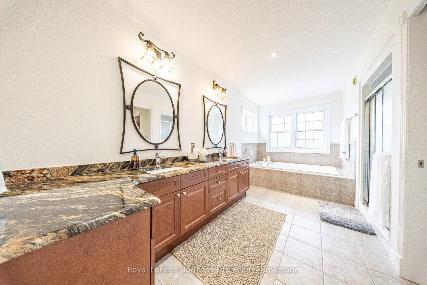 70 Kenwood Hills Drive photo 2