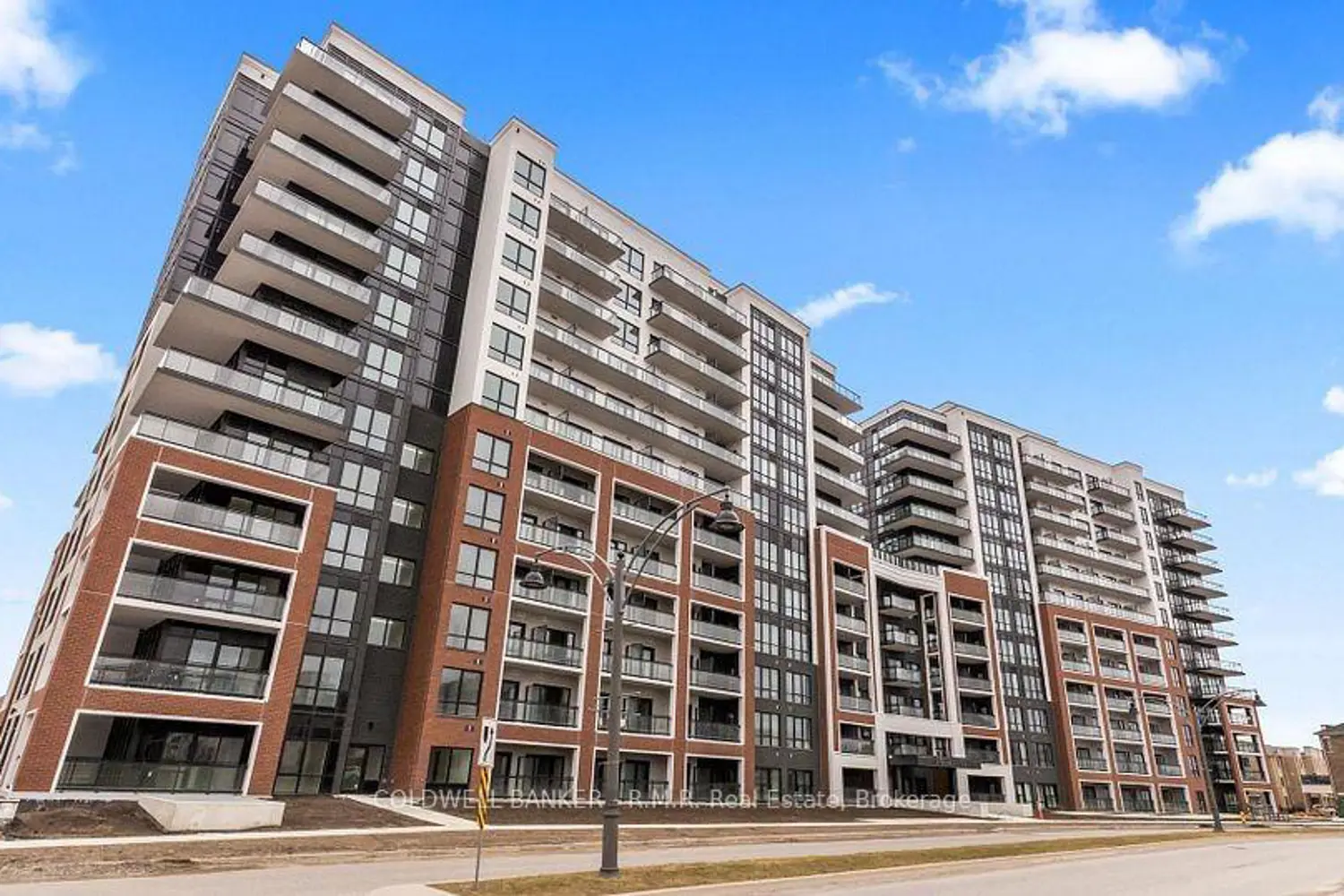 51 Clarington Blvd Boulevard 706