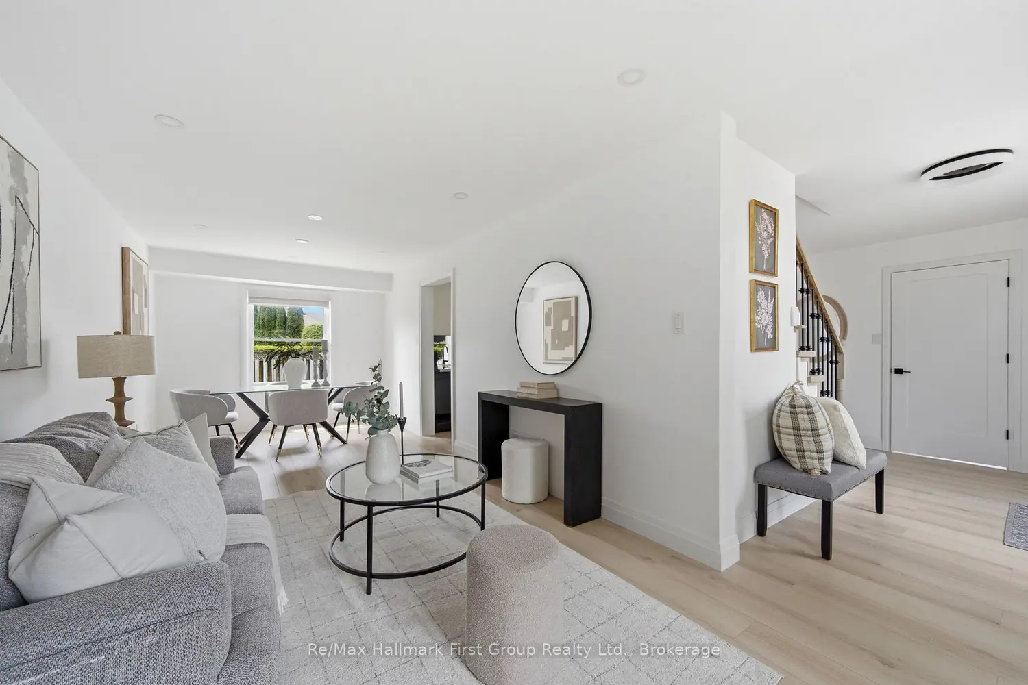 723 Carlisle Street photo 4
