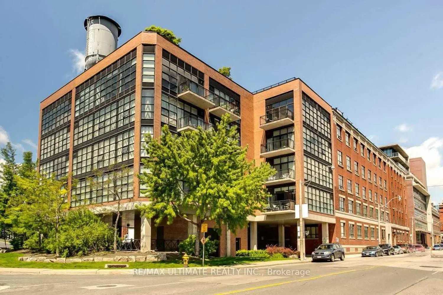 68 Broadview Avenue 523