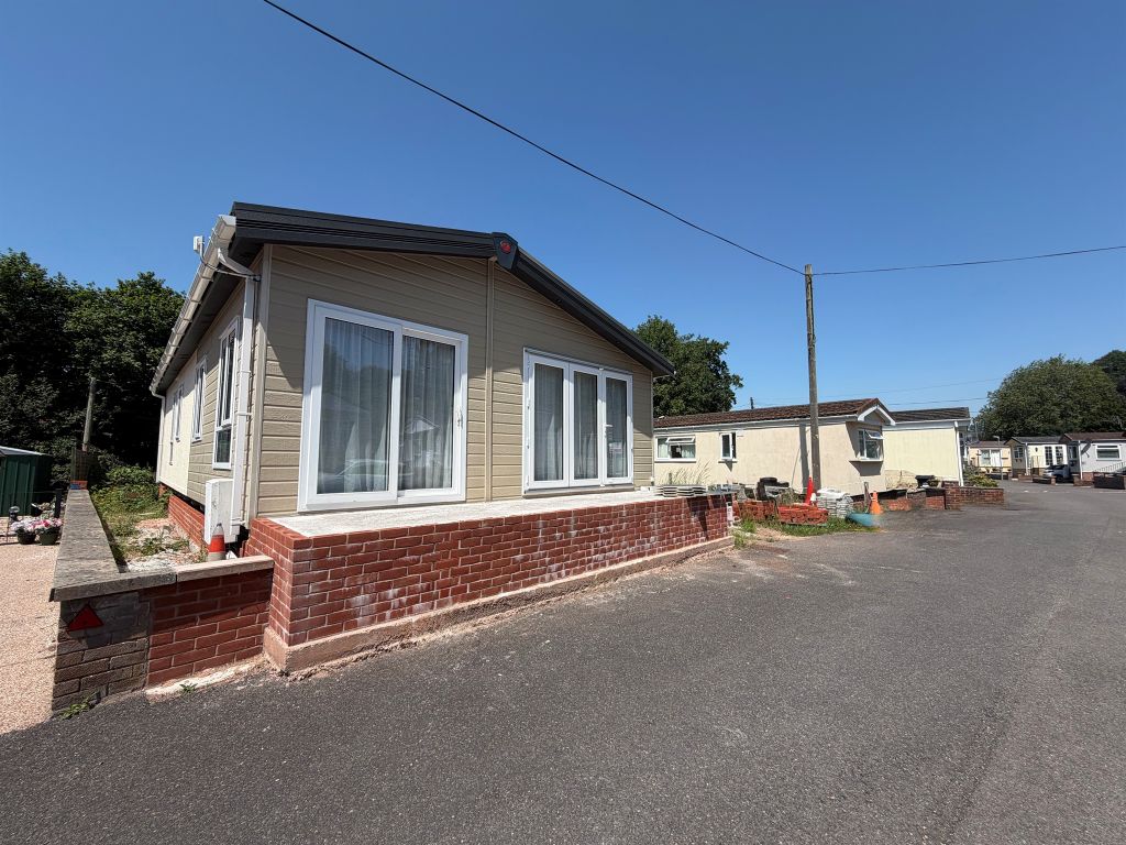 2 bed mobile/park home for saleUnderhill Park, Tiverton EX16