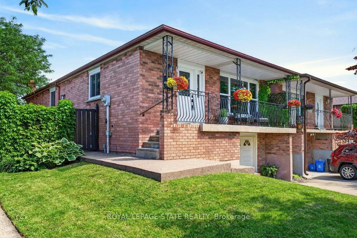 102 Birchlawn Drive photo 3