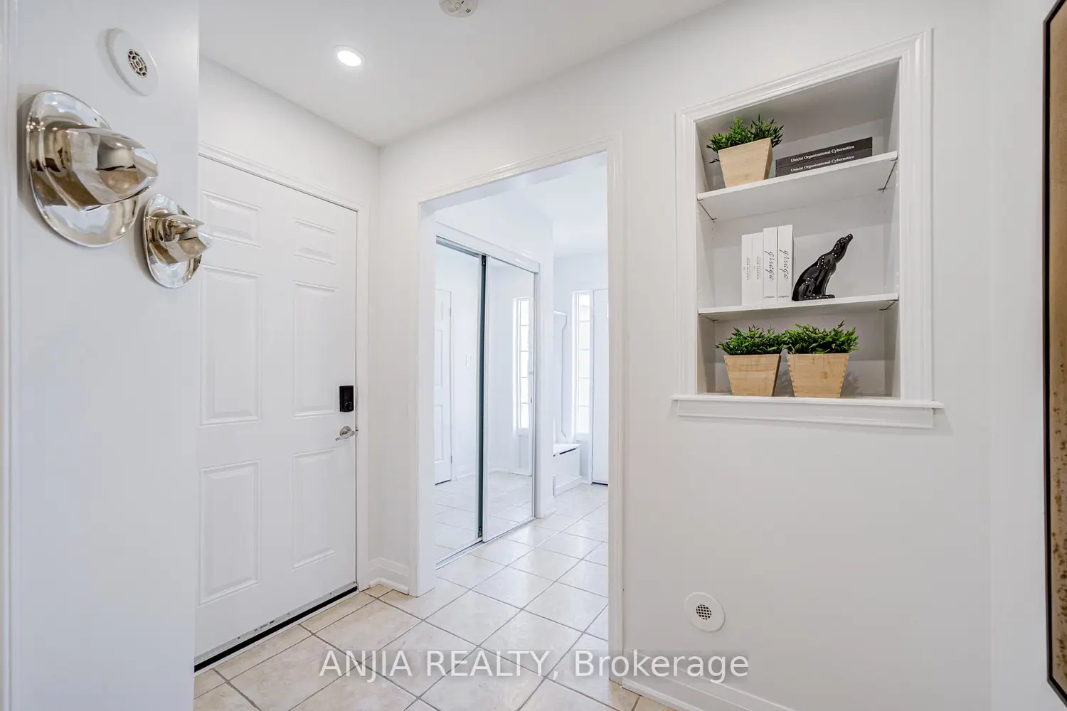 39 Miltrose Crescent photo 4