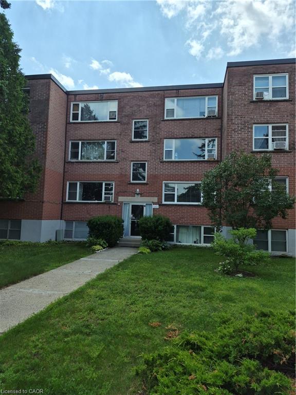 9-2422 New Street, Burlington, ON, L7R 1J6