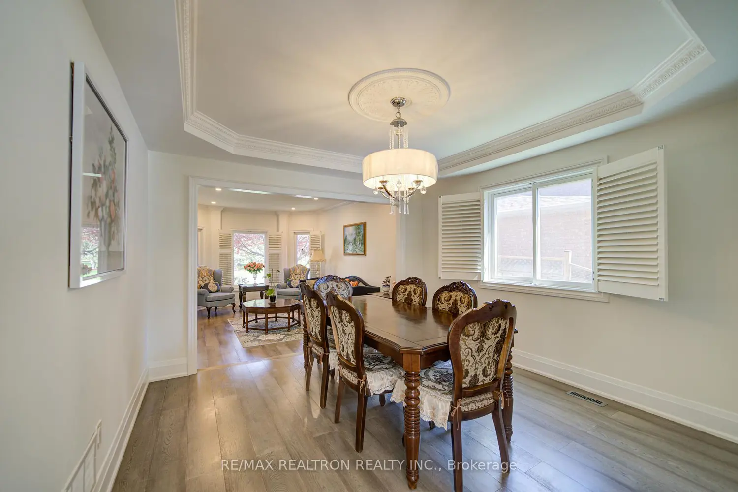 32 Dumfries Drive photo 4