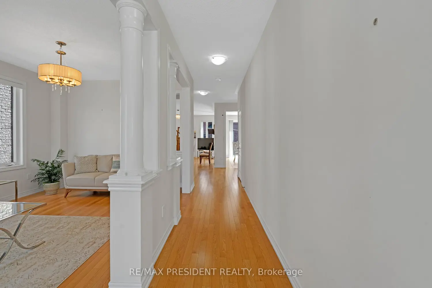 7 Wellpark Way photo 3