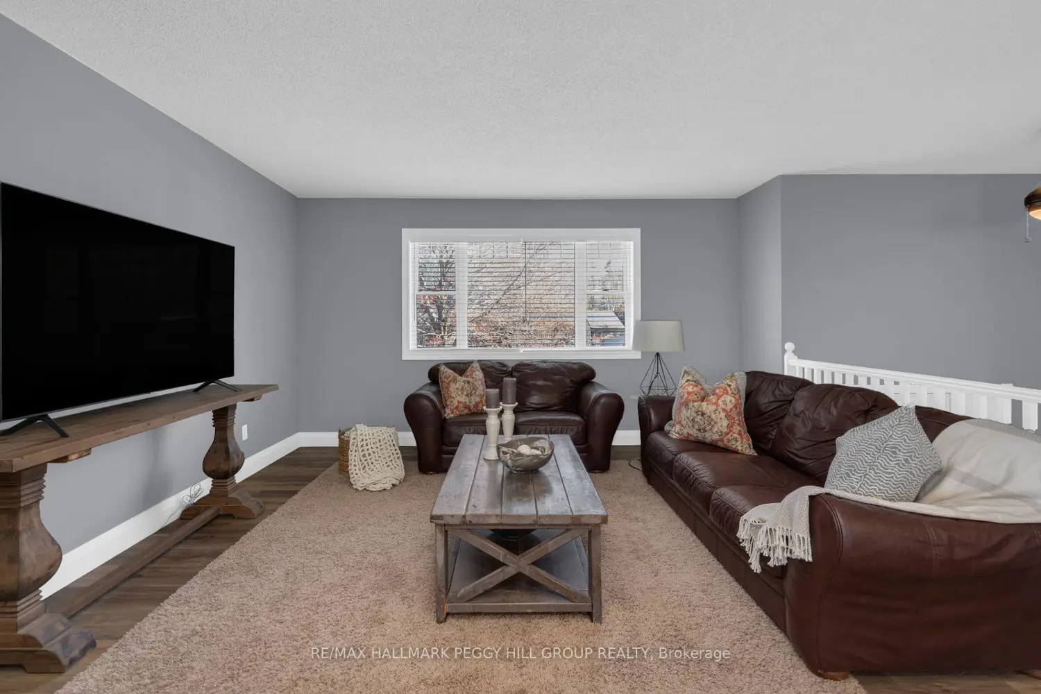 16 Glenview Avenue photo 2