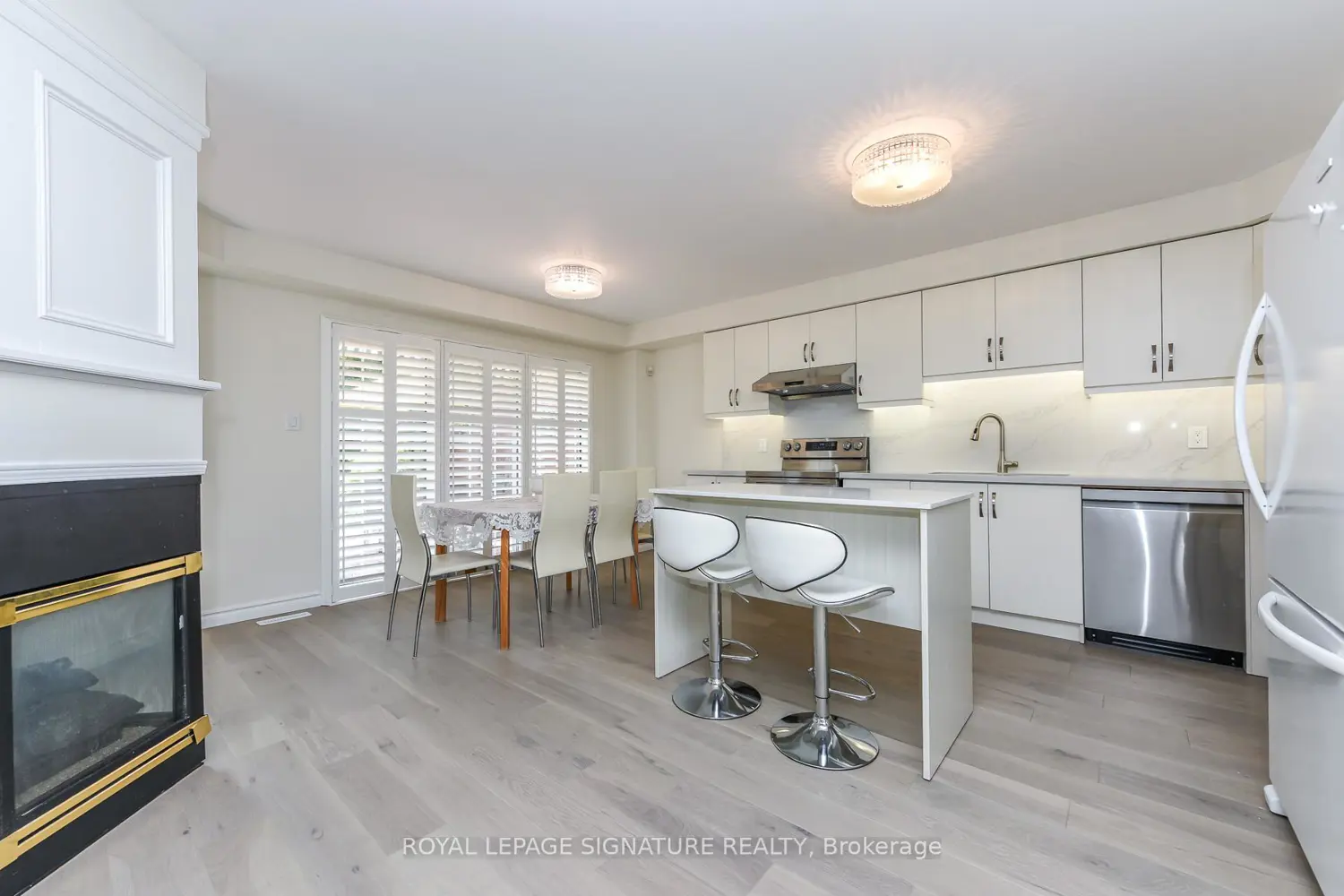 5504 Windy Hill Court photo 4