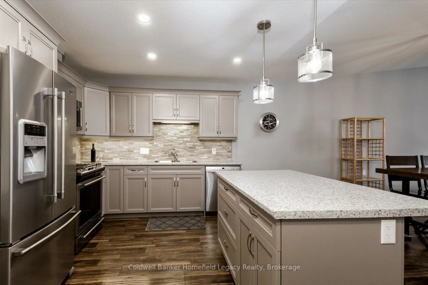 12 Devon Drive photo 5