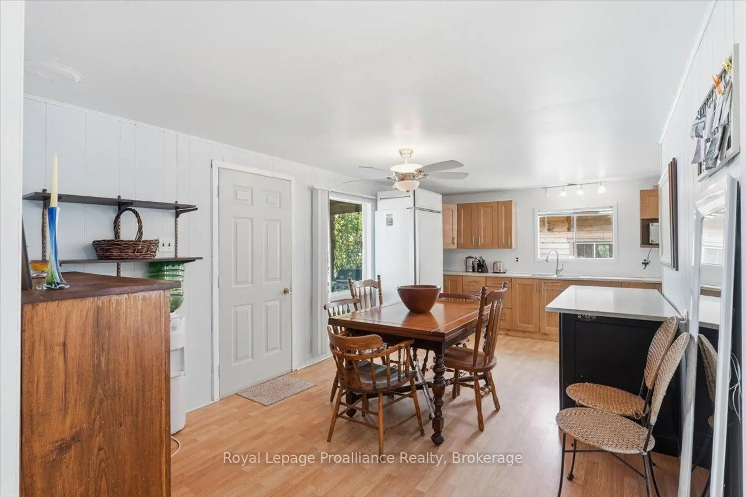 482 Haigs Reach Road photo 5